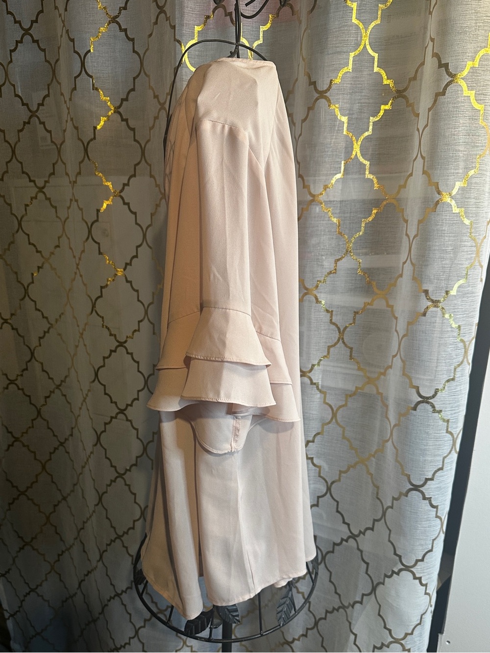 Light Pink V-Neck Ruffle Sleeve Blouse 2X - Picture 2 of 6